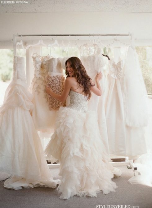 Choosing The Perfect Wedding Dress Swanky Wedding 1848