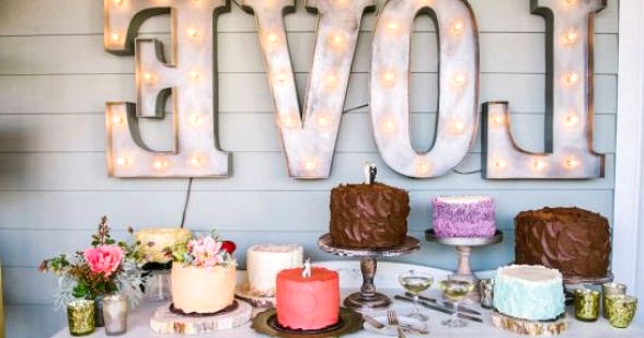 Love in Lights: Marquee Letters & Wedding Signs