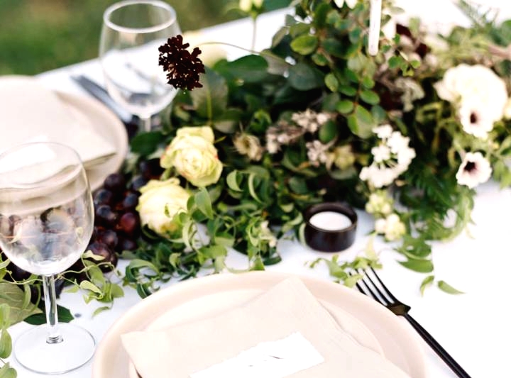 Fresh green and white bridal inspiration with an Italian inspired table